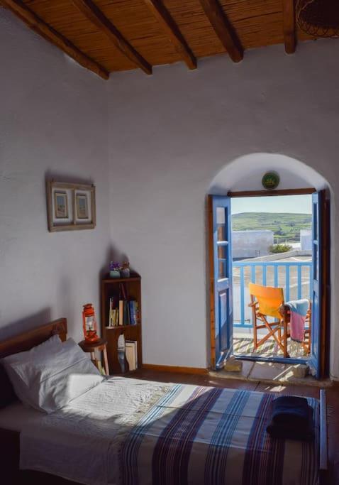 Το Πάνω Σπίτι Της Μαριάνθης Villa Márpissa Exterior foto